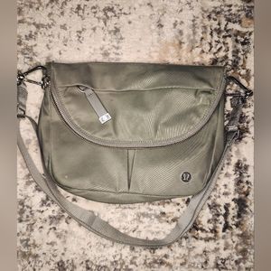 Lululemon all night festival bag